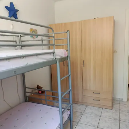 διαμερισμα επιπλομενο 76τμ Апартаменты *